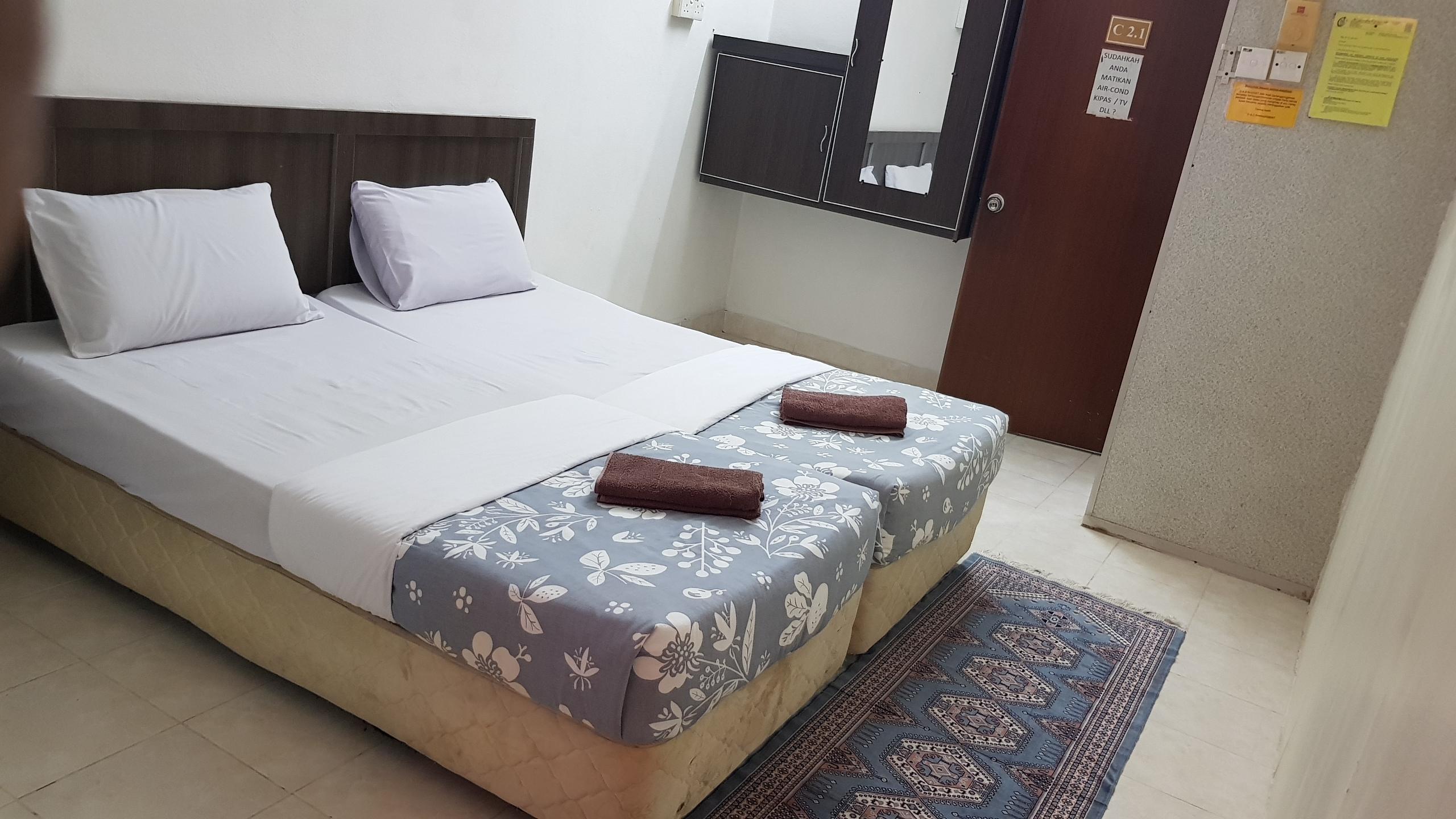 Oyo 89755 D&D Budget Inn Kota Bharu Bagian luar foto