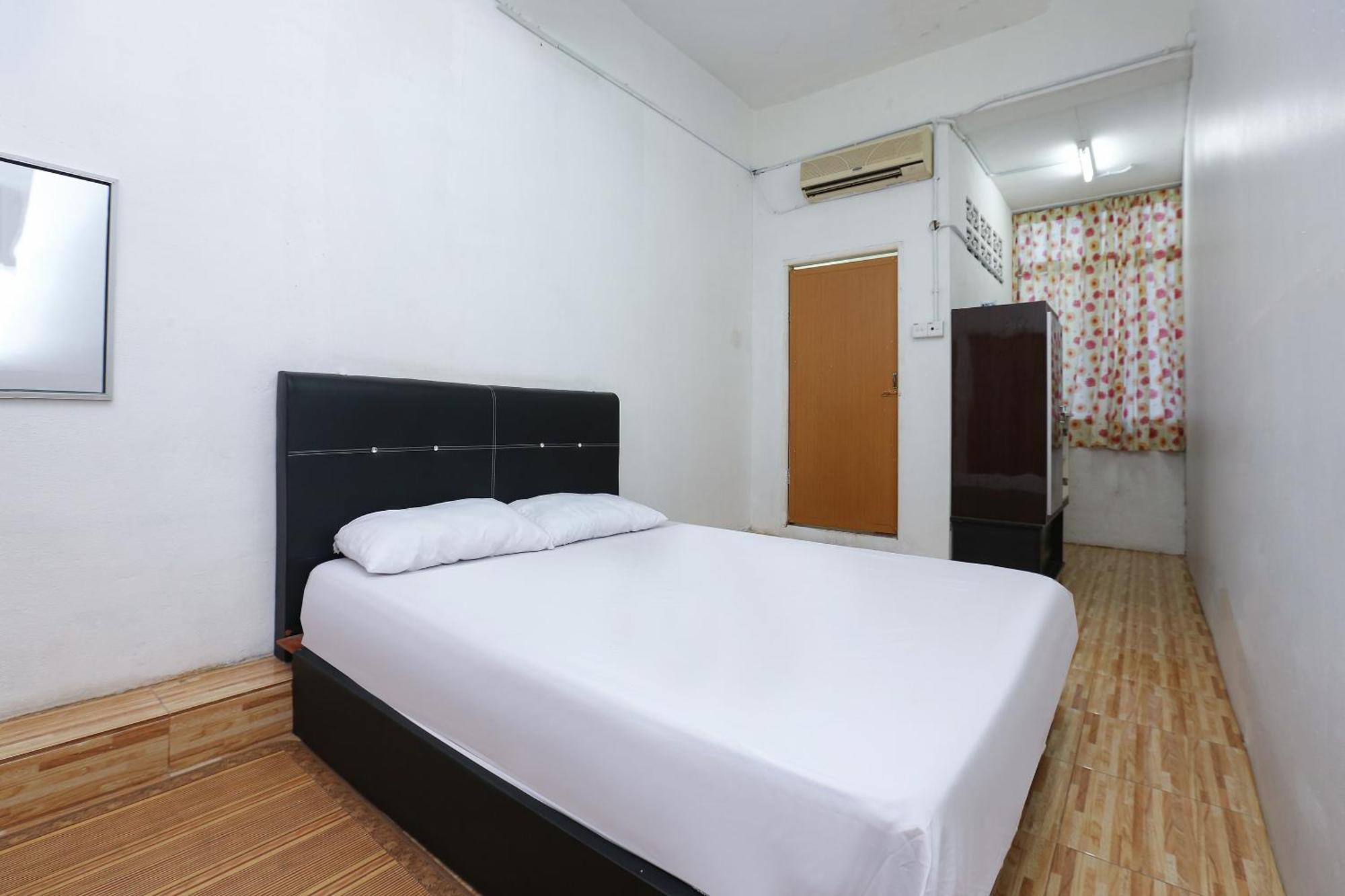 Oyo 89755 D&D Budget Inn Kota Bharu Bagian luar foto