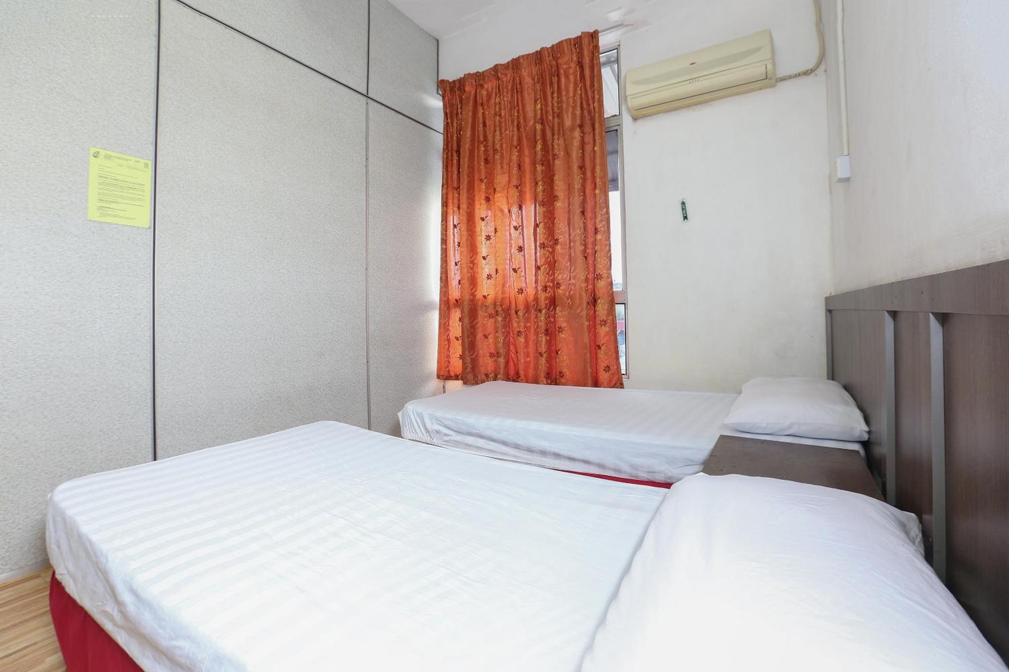 Oyo 89755 D&D Budget Inn Kota Bharu Bagian luar foto