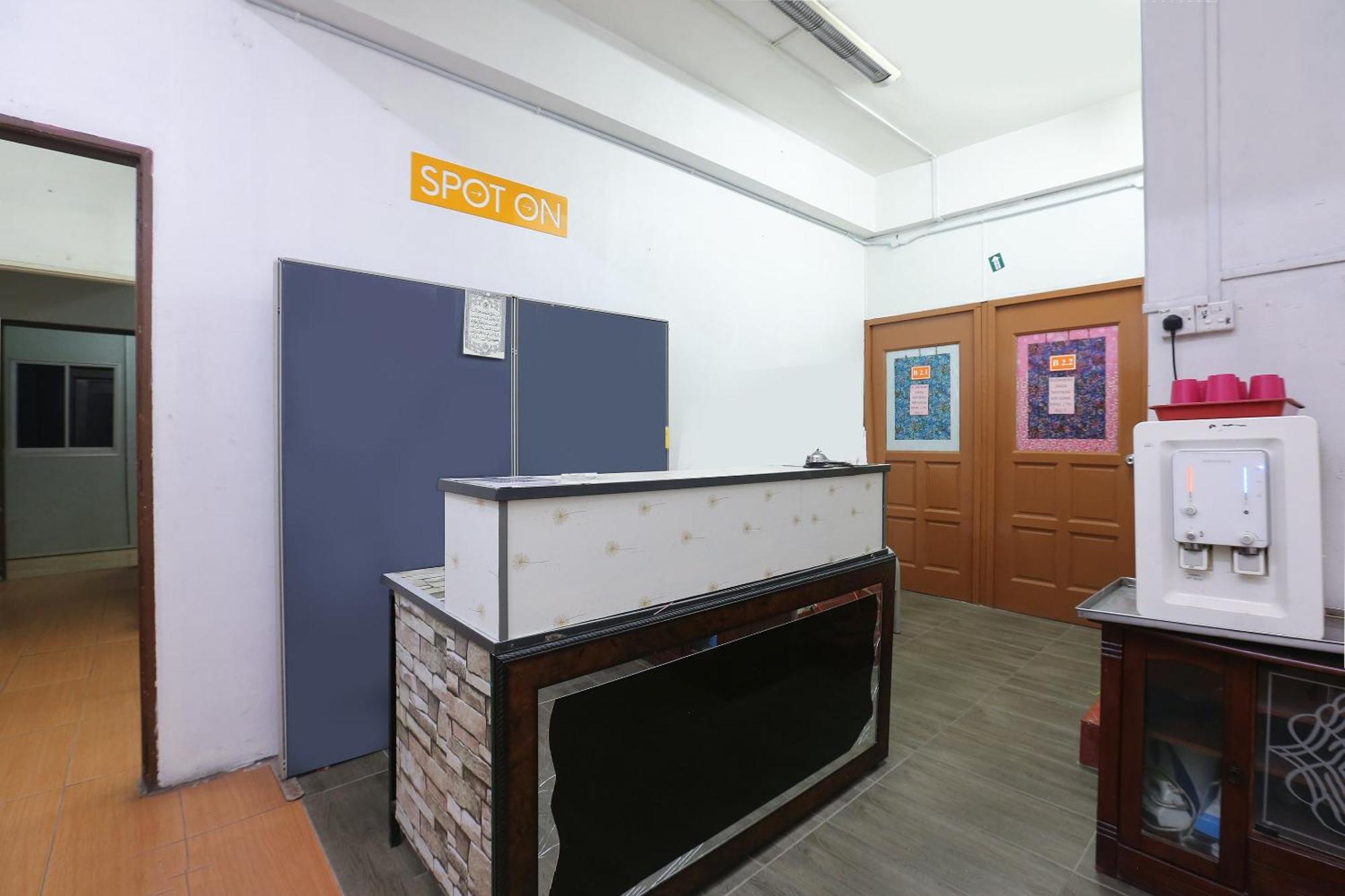 Oyo 89755 D&D Budget Inn Kota Bharu Bagian luar foto