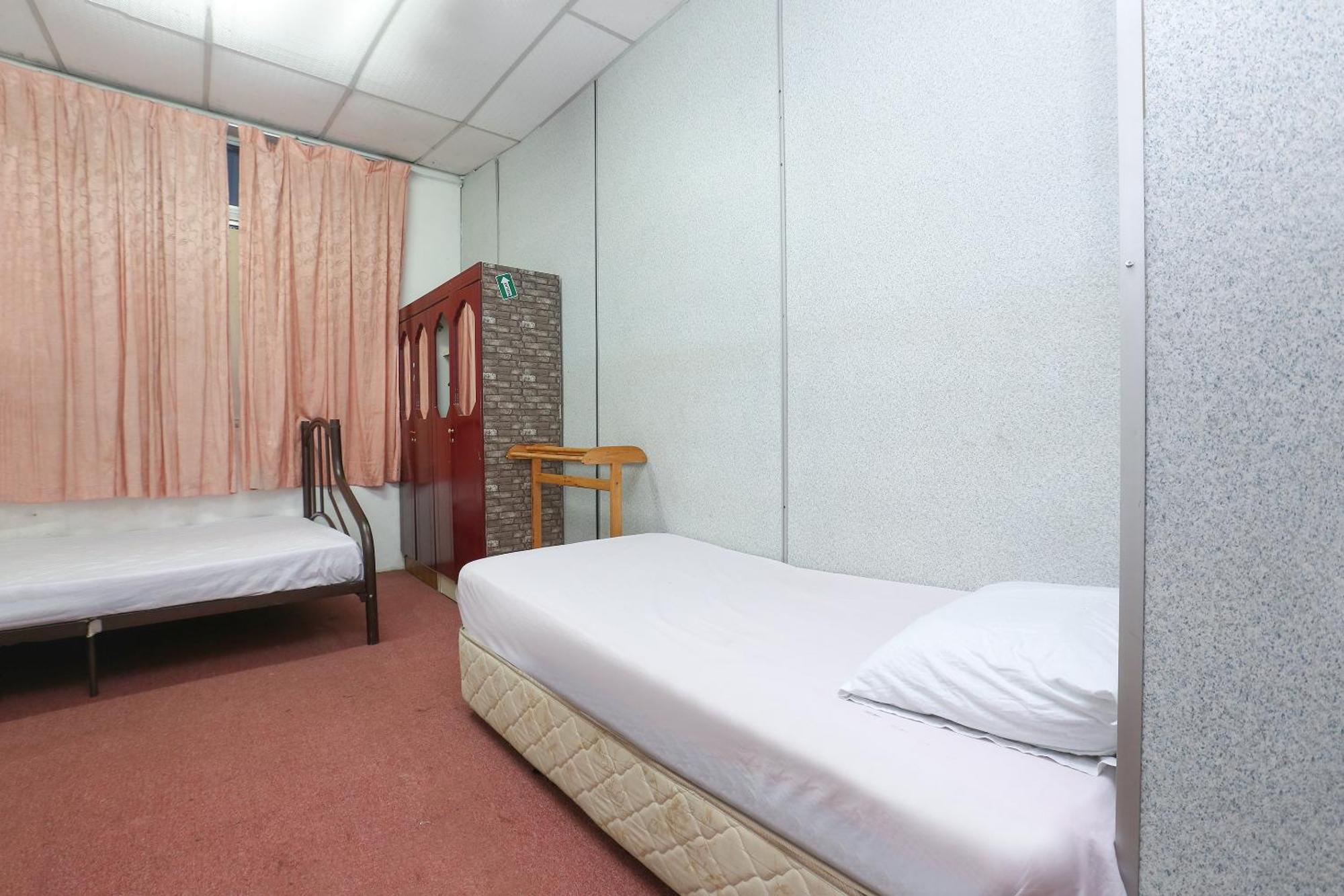 Oyo 89755 D&D Budget Inn Kota Bharu Bagian luar foto