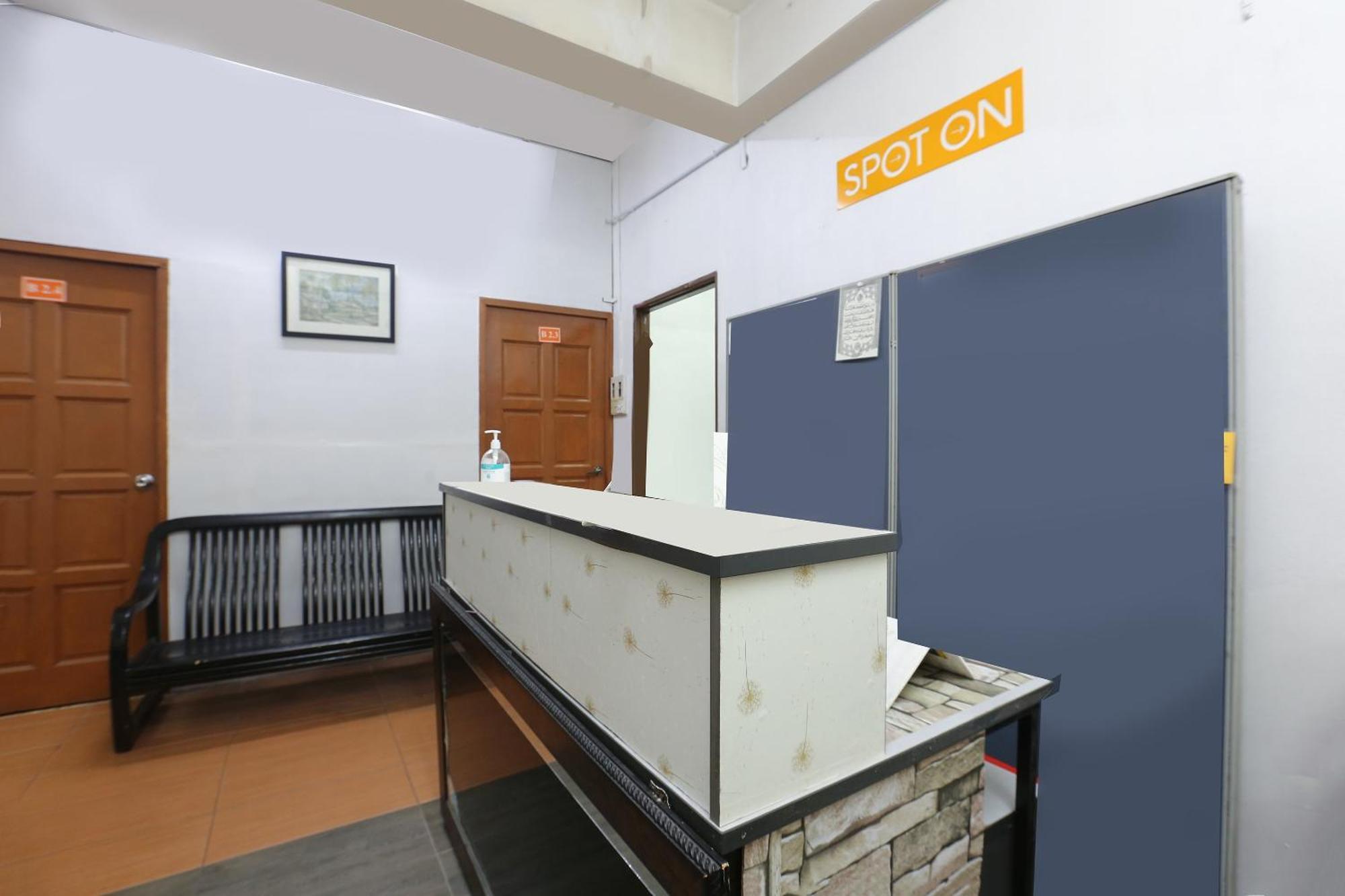 Oyo 89755 D&D Budget Inn Kota Bharu Bagian luar foto