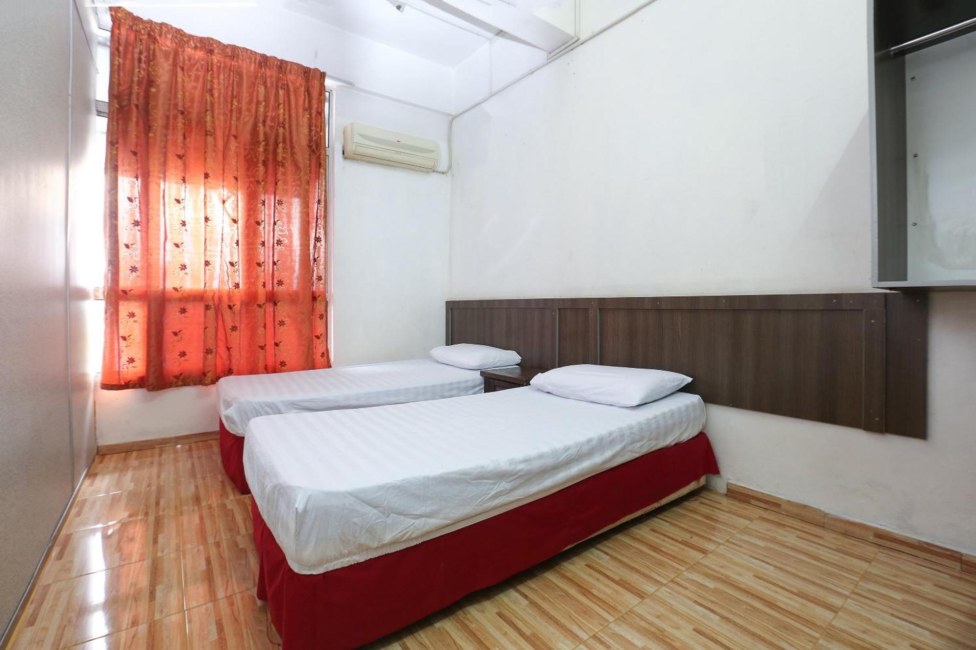 Oyo 89755 D&D Budget Inn Kota Bharu Bagian luar foto
