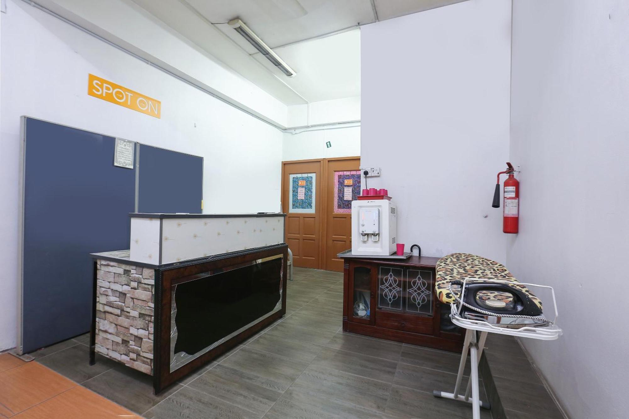 Oyo 89755 D&D Budget Inn Kota Bharu Bagian luar foto
