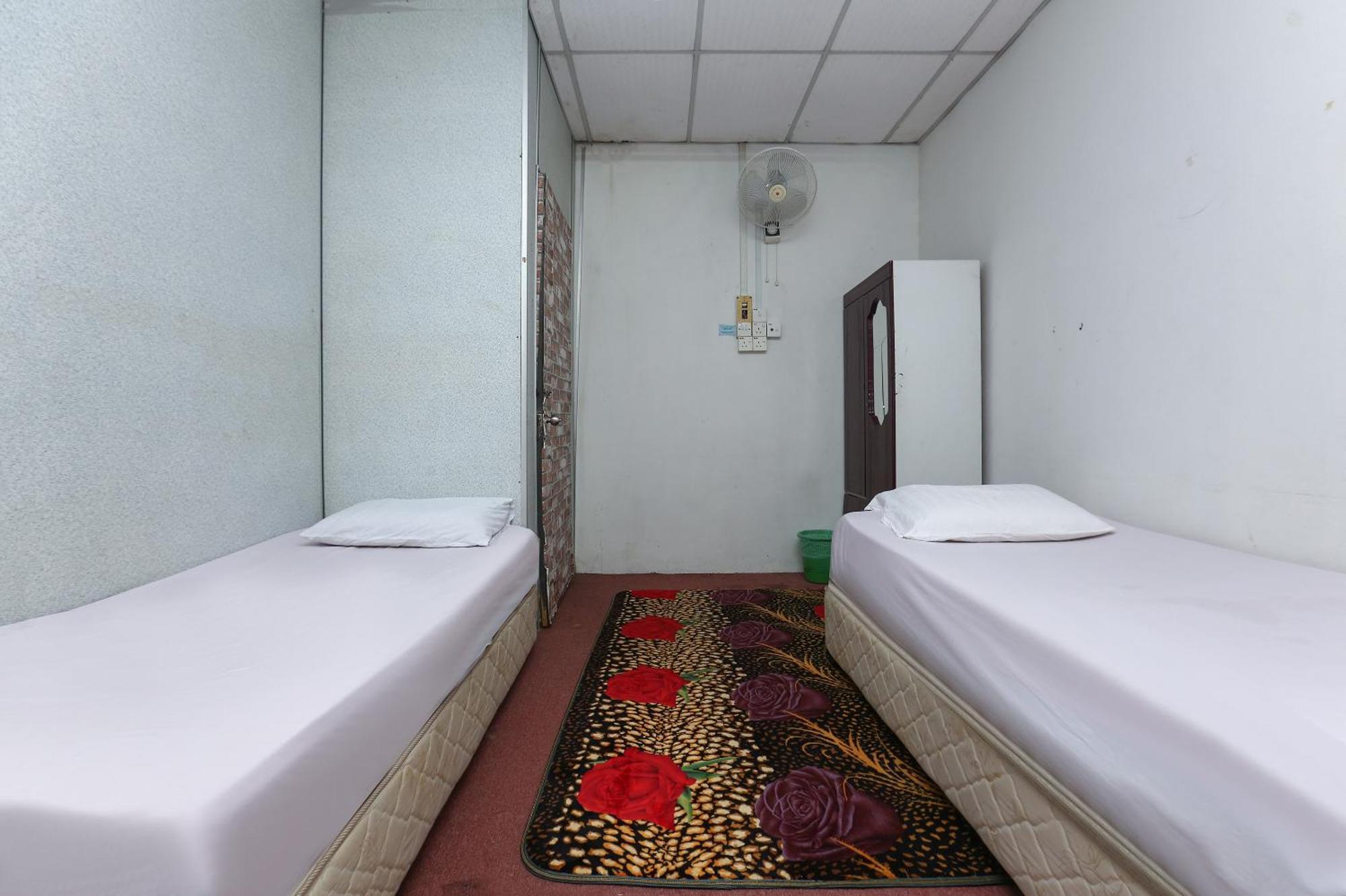 Oyo 89755 D&D Budget Inn Kota Bharu Bagian luar foto